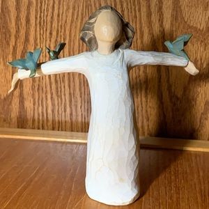 Willow Tree figurine “Happiness” with bluebirds